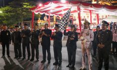 Kapolres Karimun Pimpin Taptu dan Pawai Obor HUT RI Ke-81